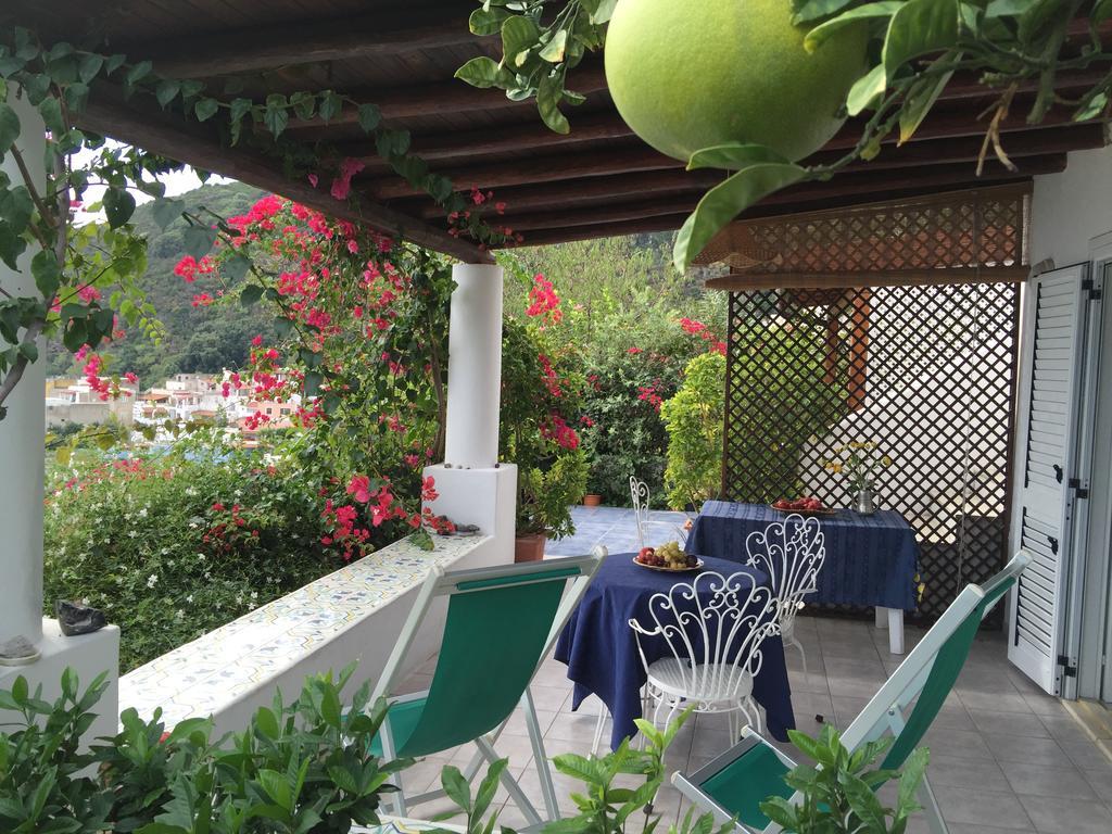 Villa Vista Mare Mela Lipari  Luaran gambar