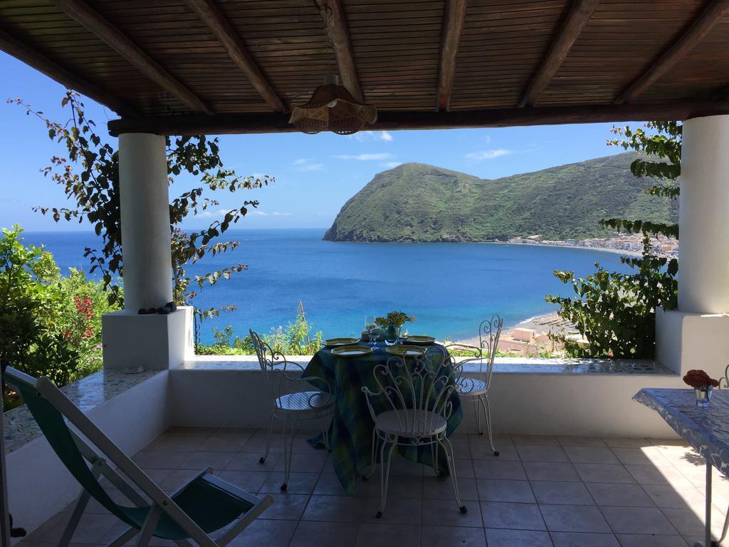Villa Vista Mare Mela Lipari  Luaran gambar