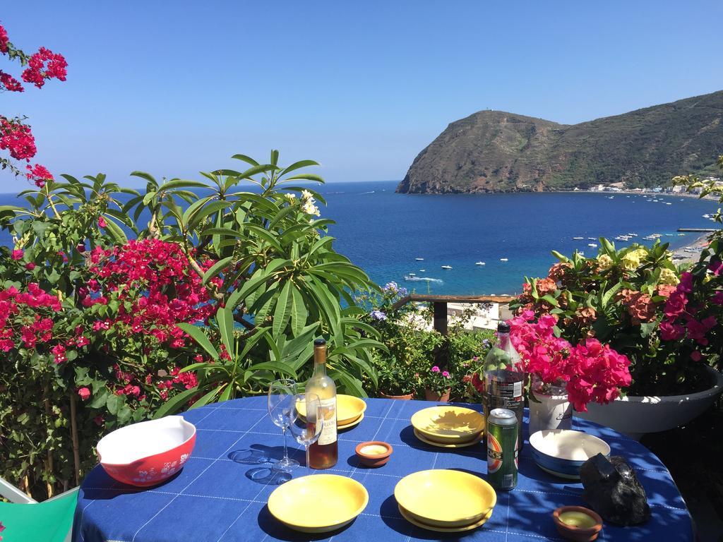 Villa Vista Mare Mela Lipari  Luaran gambar