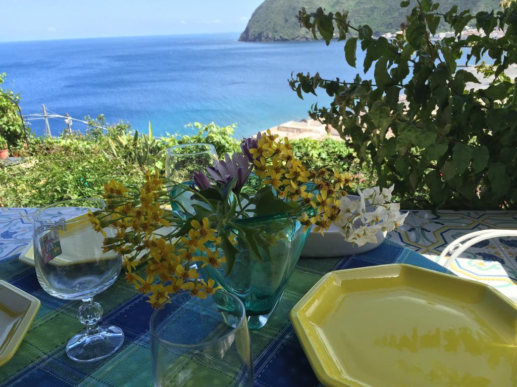 Villa Vista Mare Mela Lipari  Luaran gambar