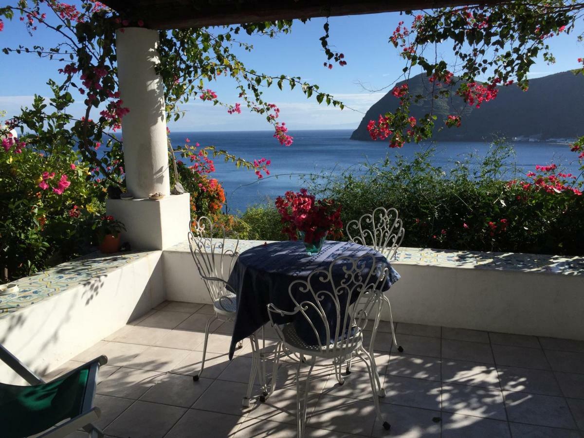 Villa Vista Mare Mela Lipari  Luaran gambar