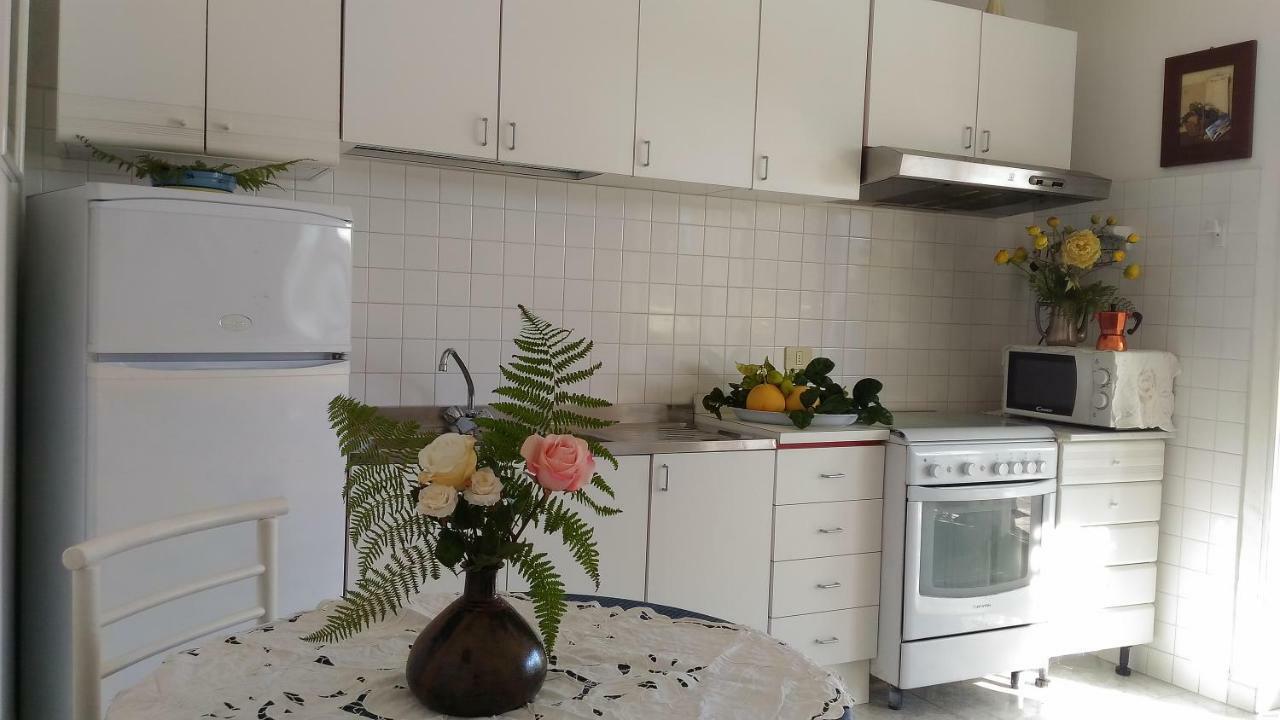 Villa Vista Mare Mela Lipari  Luaran gambar