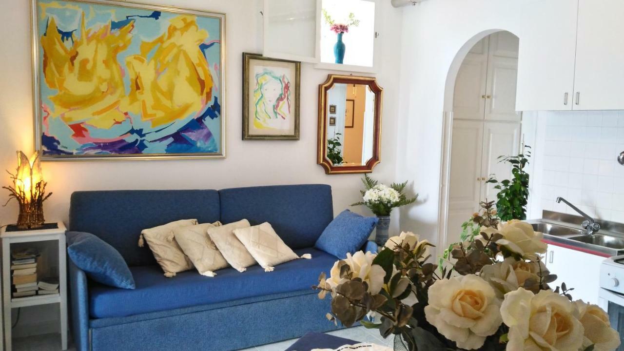 Villa Vista Mare Mela Lipari  Luaran gambar