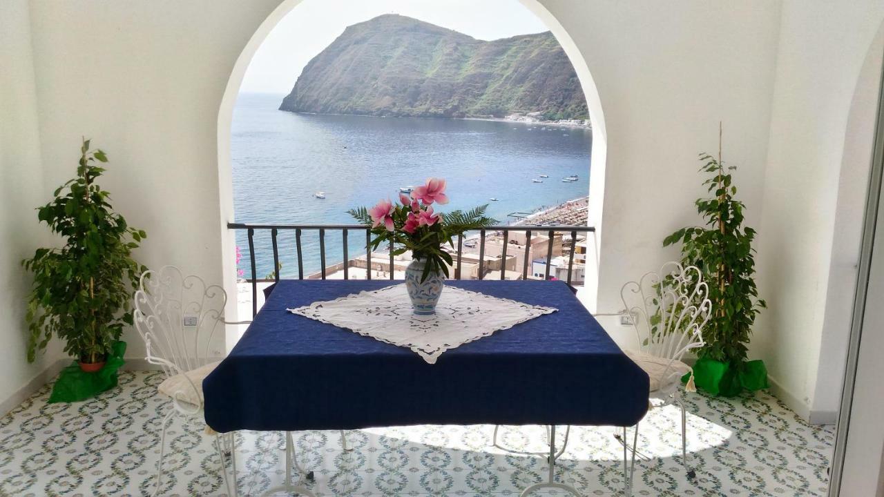 Villa Vista Mare Mela Lipari  Luaran gambar