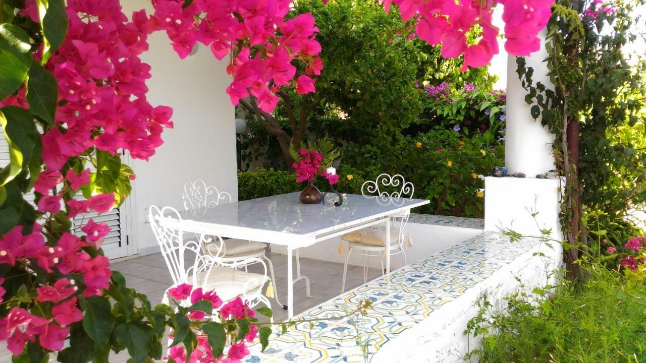 Villa Vista Mare Mela Lipari  Luaran gambar