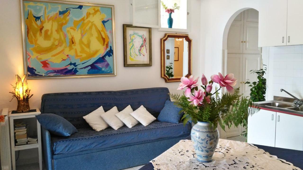 Villa Vista Mare Mela Lipari  Luaran gambar