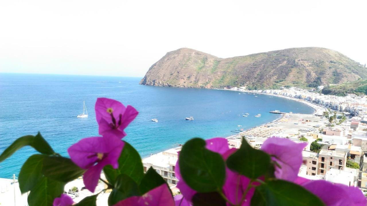 Villa Vista Mare Mela Lipari  Luaran gambar
