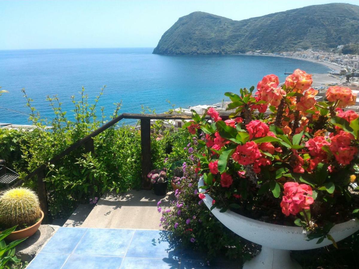 Villa Vista Mare Mela Lipari  Luaran gambar